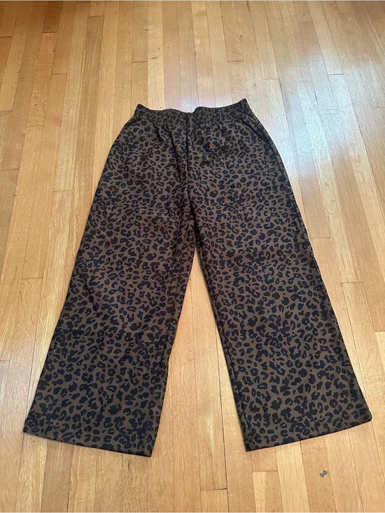 HALARA Pants - NWT High waisted leopard print corduroy pants